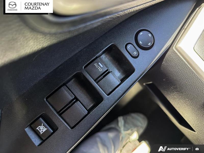 mazda Mazda3 2011 - 25