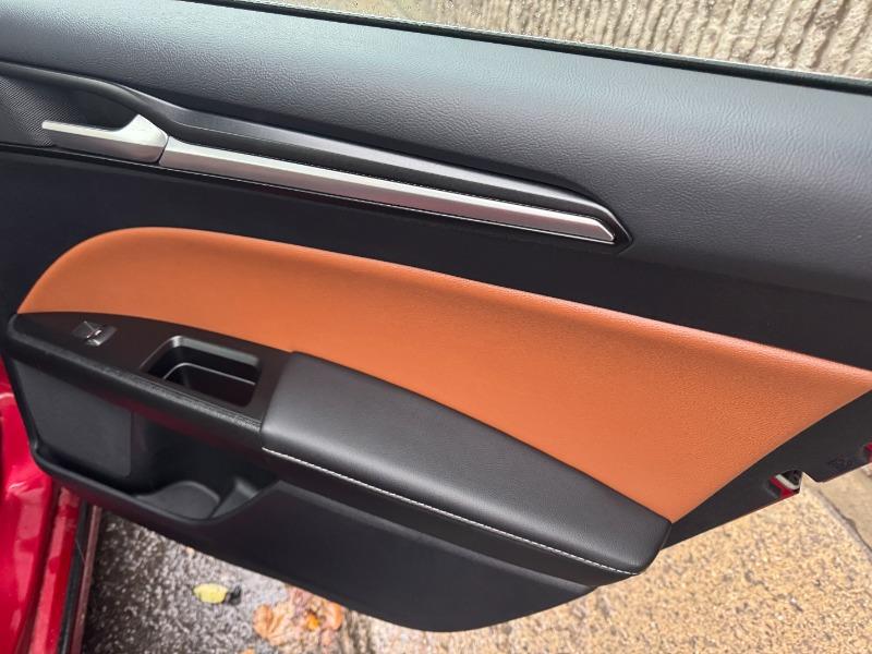 ford Fusion Energi 2020 - 13