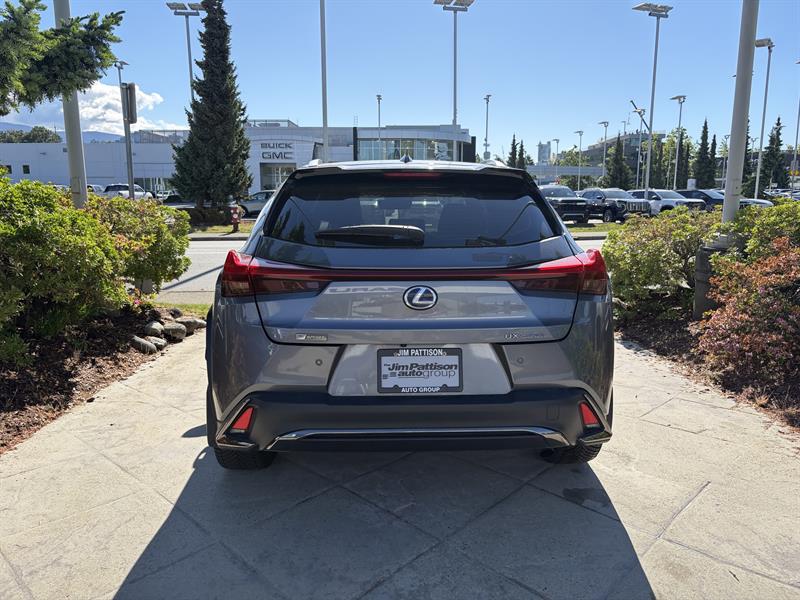 lexus UX 2021 - 6