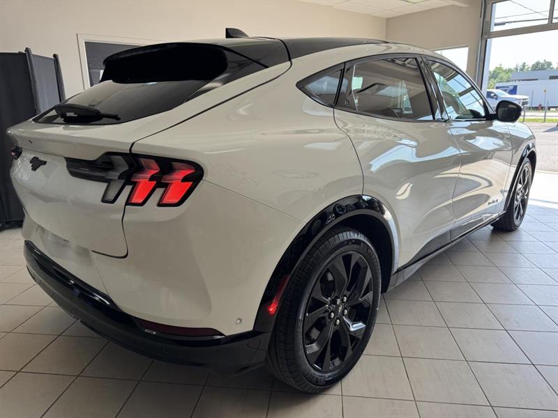 ford Mustang Mach-E 2023 - 5