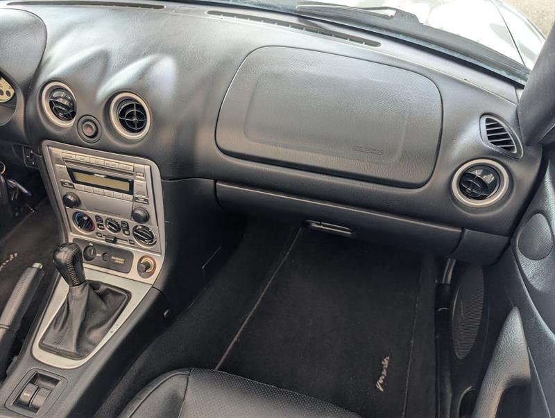 mazda MX-5 Miata 2004 - 8