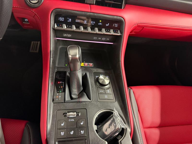 lexus IS 2026 - 13