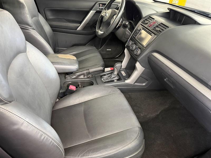 subaru Forester 2015 - 25