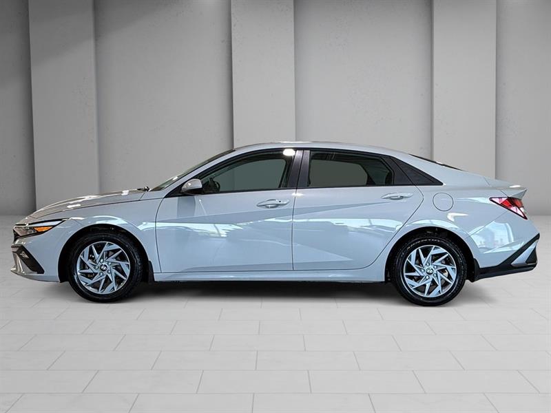 hyundai Elantra 2025 - 8