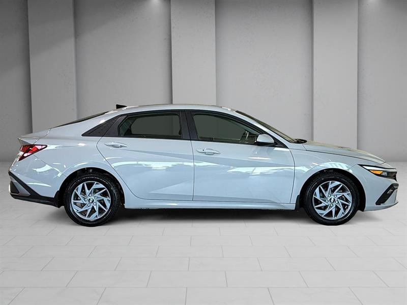 hyundai Elantra 2025 - 15