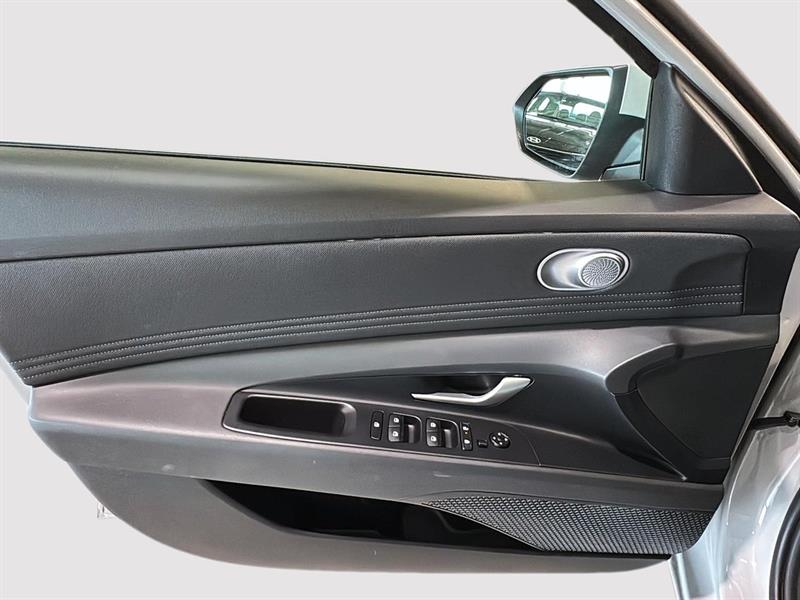 hyundai Elantra 2025 - 17