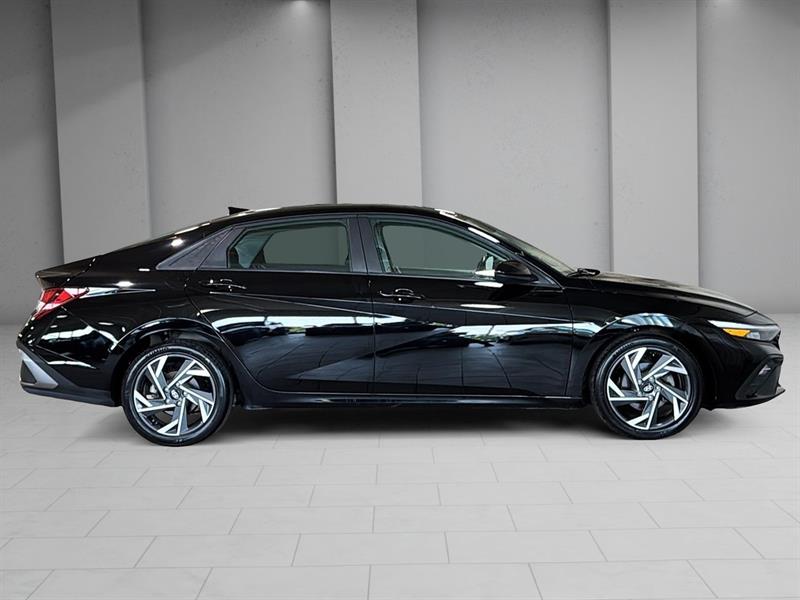 hyundai Elantra 2025 - 16