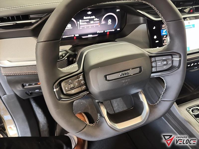 jeep Cherokee 2026 - 11