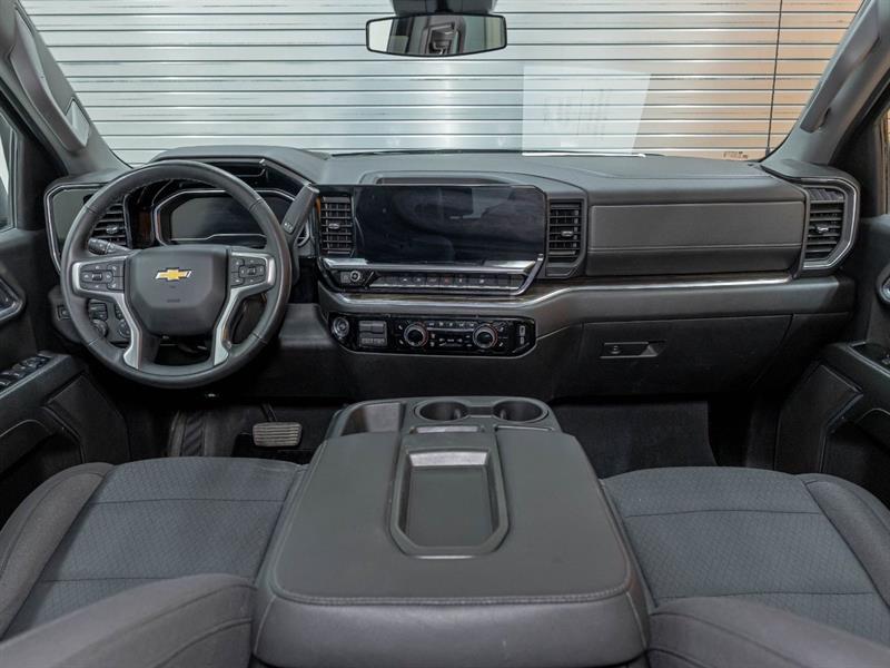 chevrolet Silverado 1500 2025 - 11