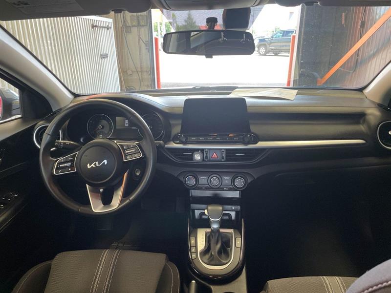 kia Forte 2023 - 10