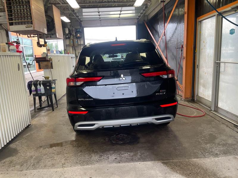 mitsubishi Outlander PHEV 2023 - 9
