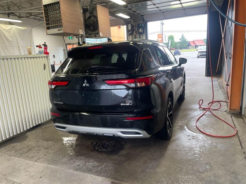 mitsubishi Outlander PHEV 2023 - 10
