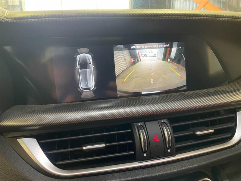 alfa romeo Stelvio 2022 - 16