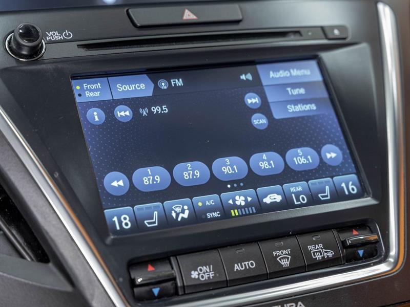acura MDX 2020 - 18