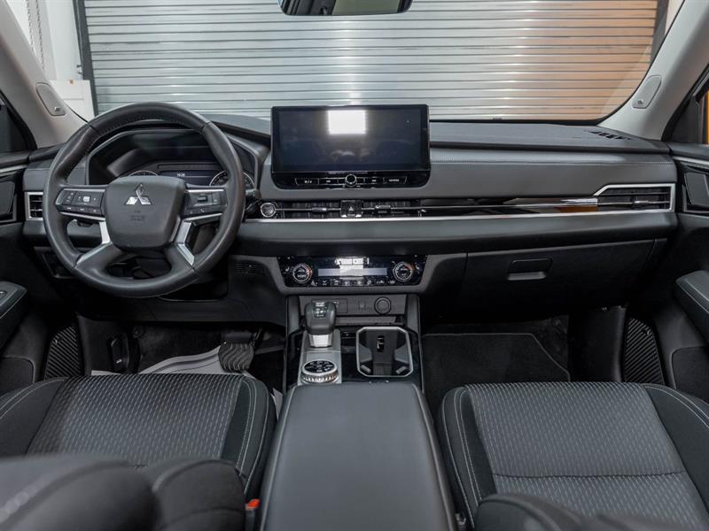 mitsubishi Outlander 2025 - 12
