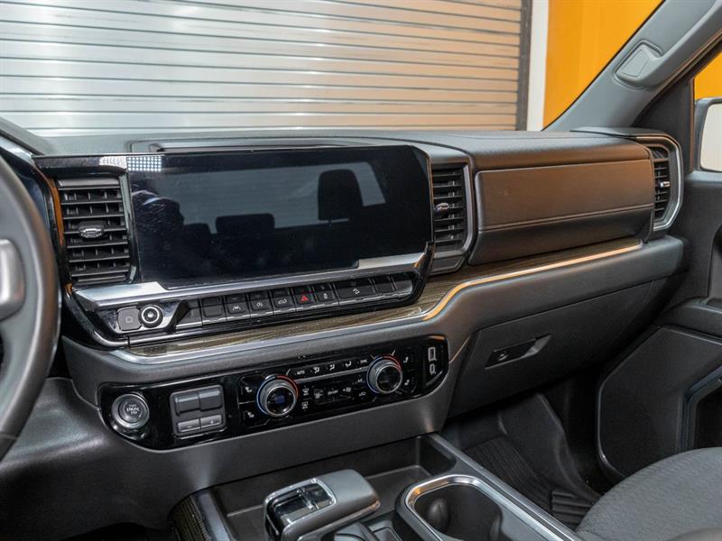 chevrolet Silverado 1500 2024 - 20