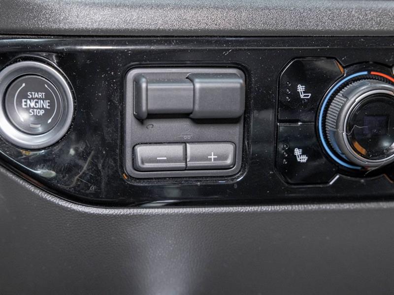 chevrolet Silverado 1500 2024 - 24