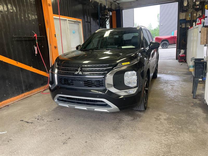 mitsubishi Outlander PHEV 2023
