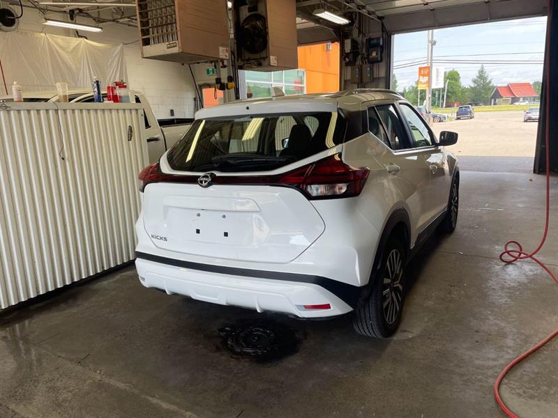 nissan Kicks Play 2025 - 8