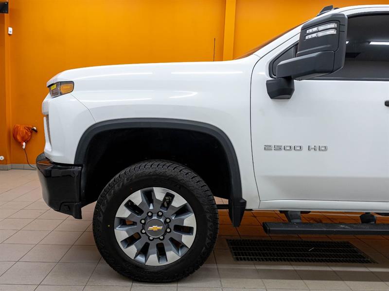 chevrolet Silverado 2500HD 2023 - 30