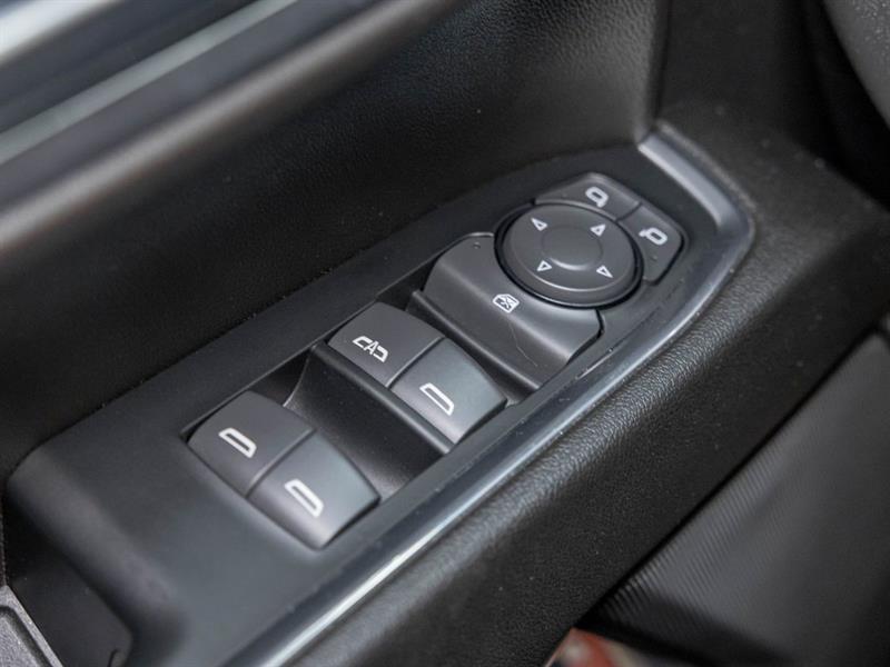 chevrolet Silverado 1500 2024 - 28