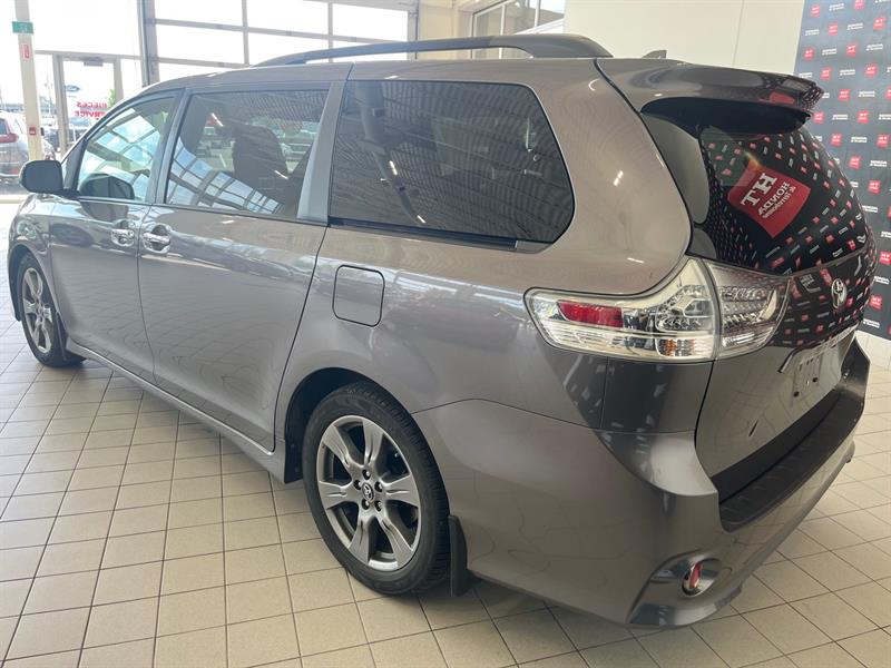 toyota Sienna 2019 - 9