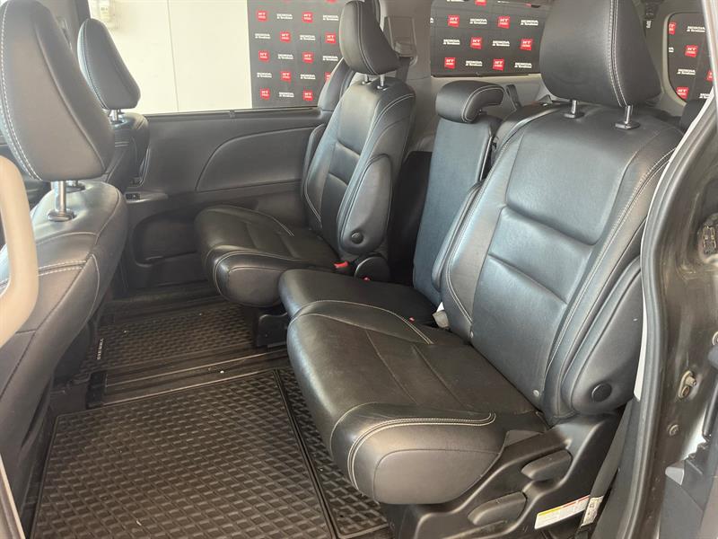 toyota Sienna 2019 - 12
