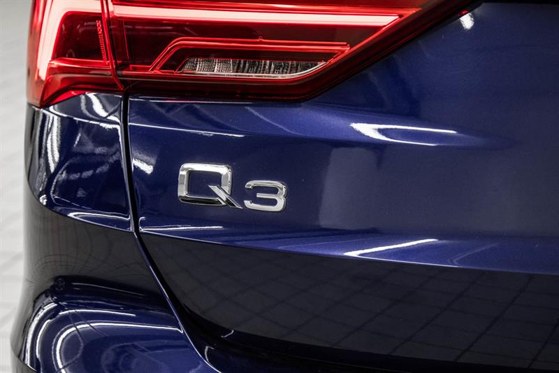 audi Q3 2022 - 9