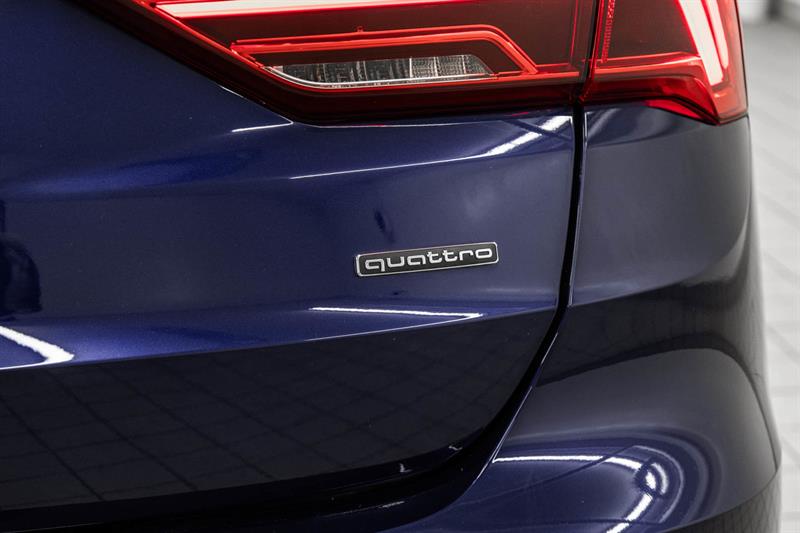 audi Q3 2022 - 10