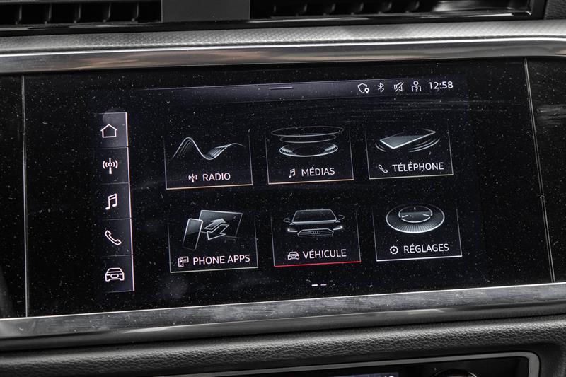 audi Q3 2022 - 23