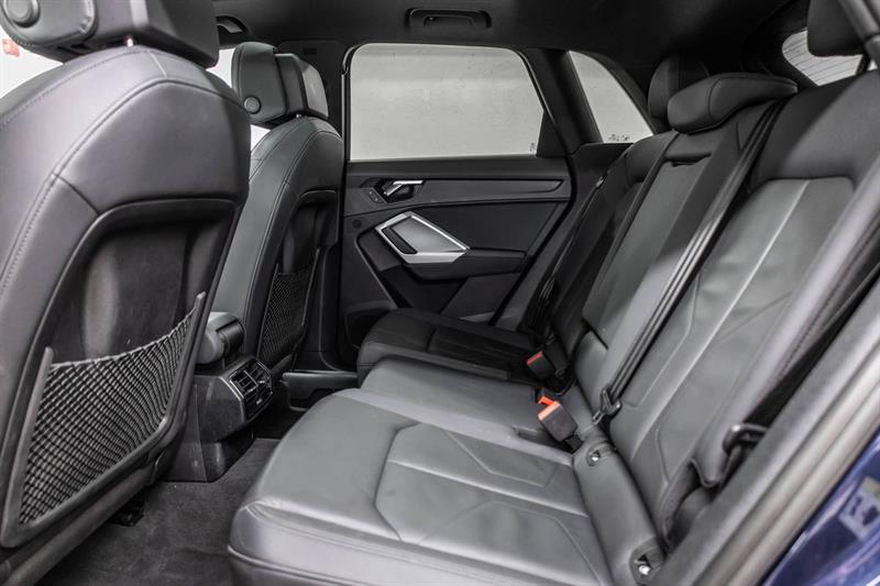 audi Q3 2022 - 30