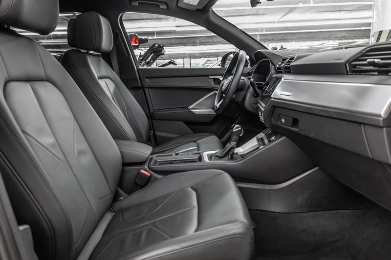audi Q3 2022 - 34