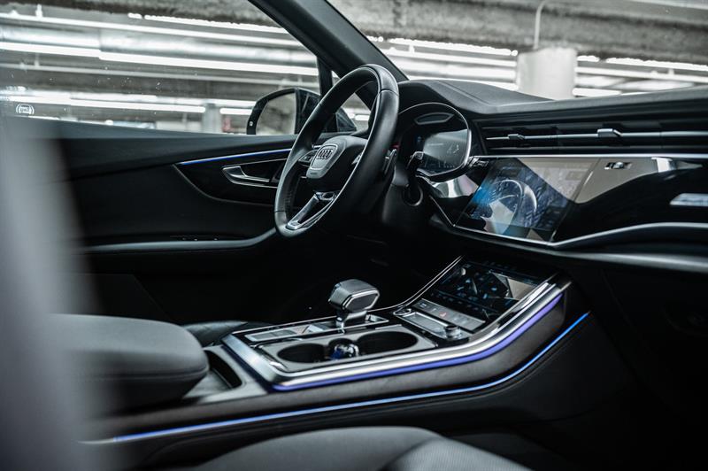 audi Q7 2023 - 36