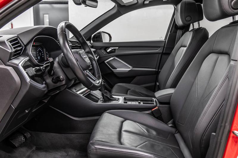 audi Q3 2022 - 15