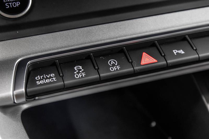 audi Q3 2022 - 28