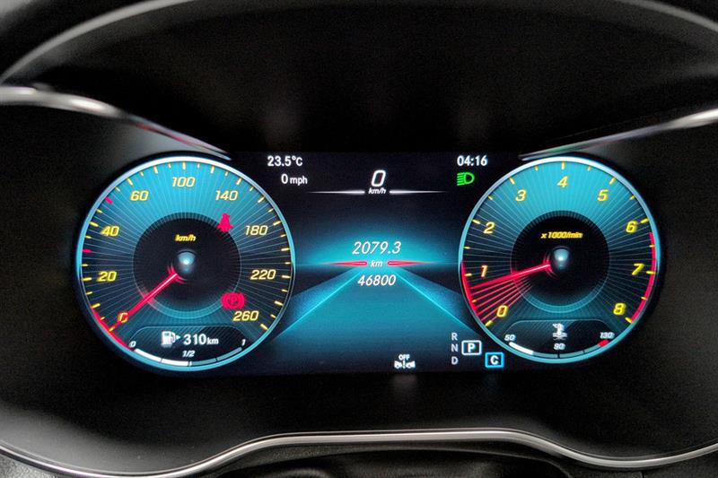 mercedes-benz GLC300 2023 - 13