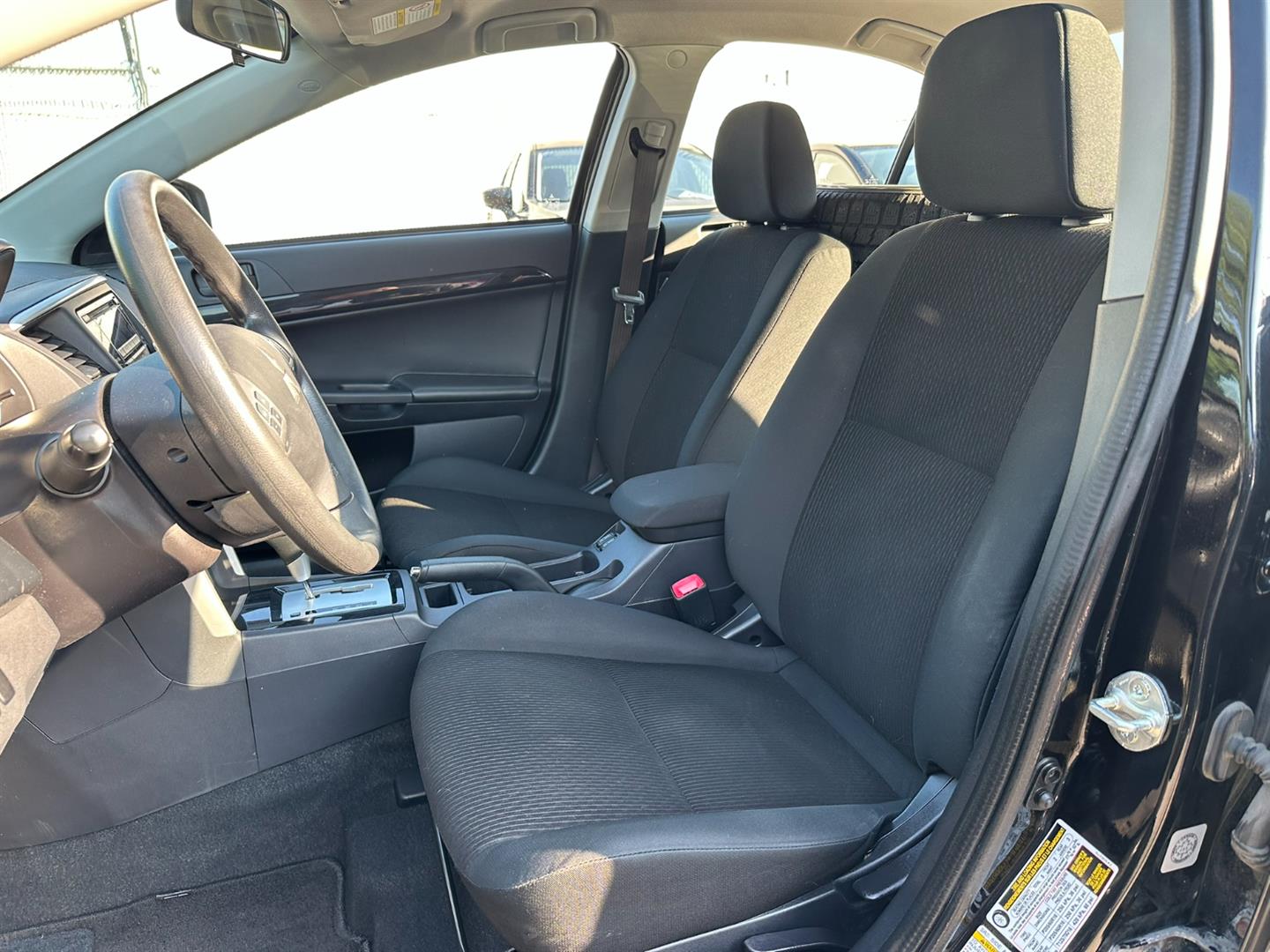 mitsubishi Lancer 2016 - 8