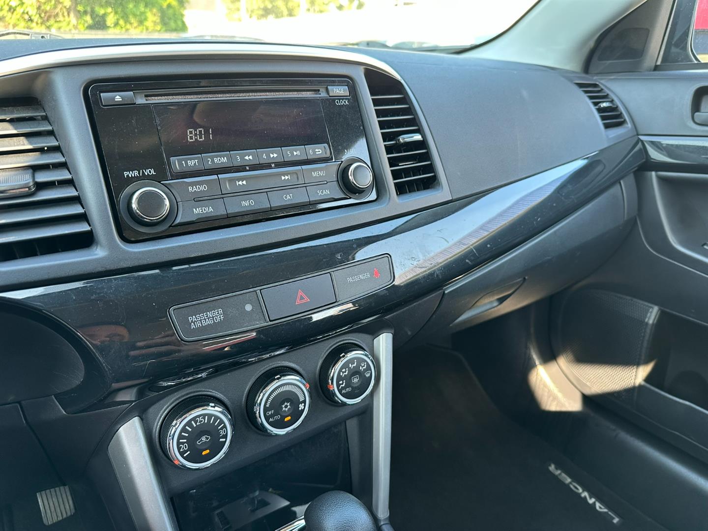 mitsubishi Lancer 2016 - 10