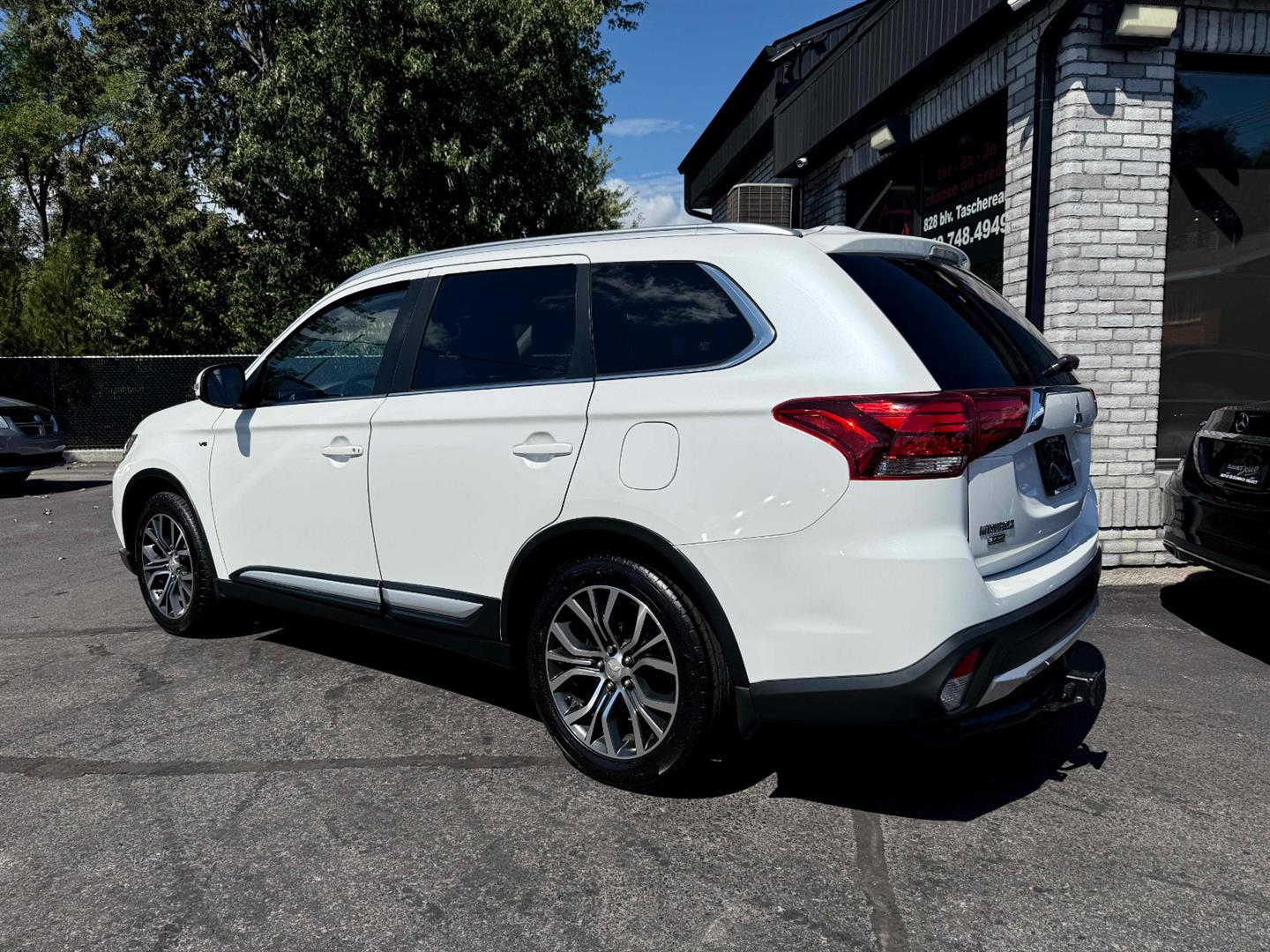 mitsubishi Outlander 2016 - 13