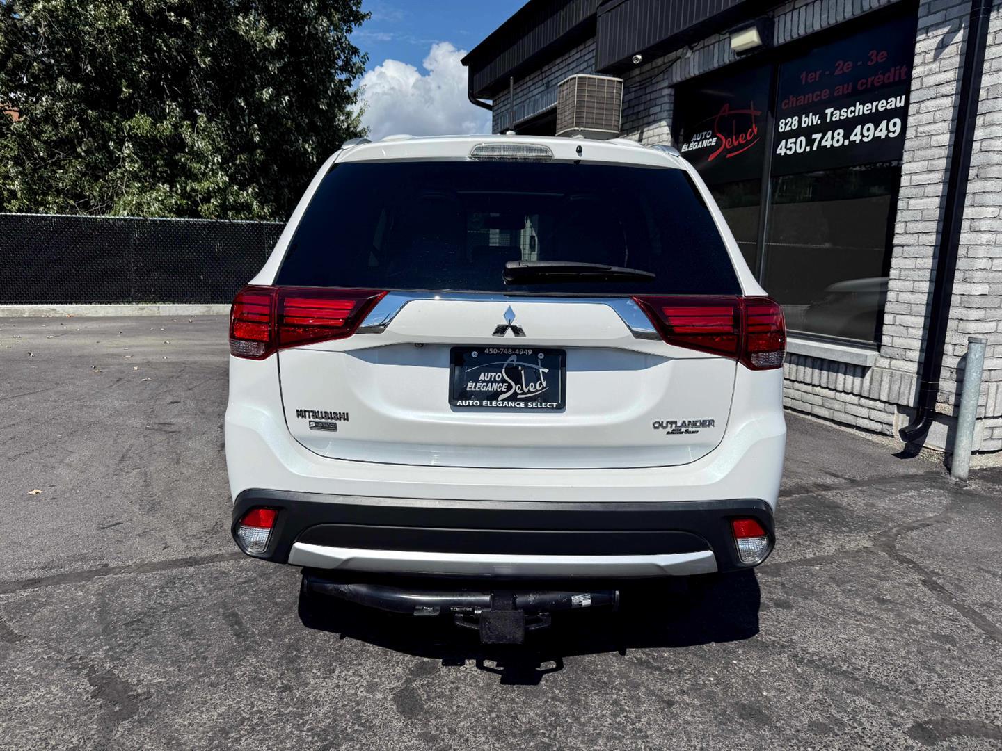 mitsubishi Outlander 2016 - 15