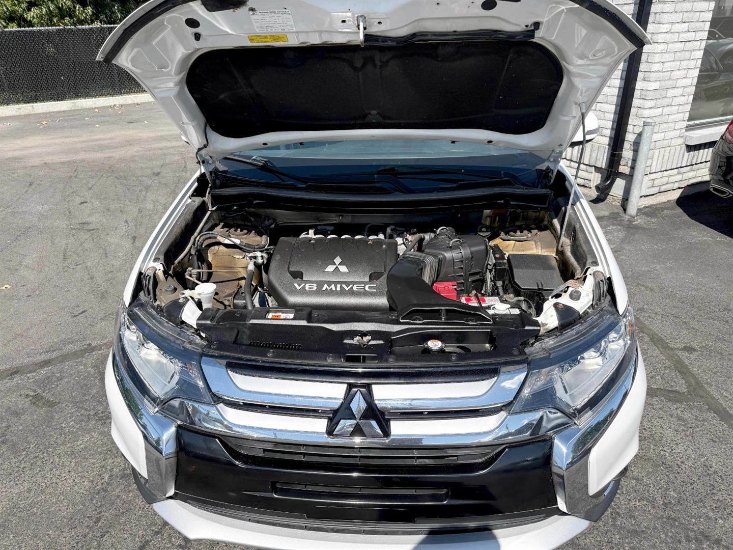 mitsubishi Outlander 2016 - 17