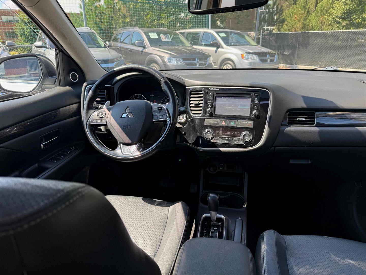 mitsubishi Outlander 2016 - 28