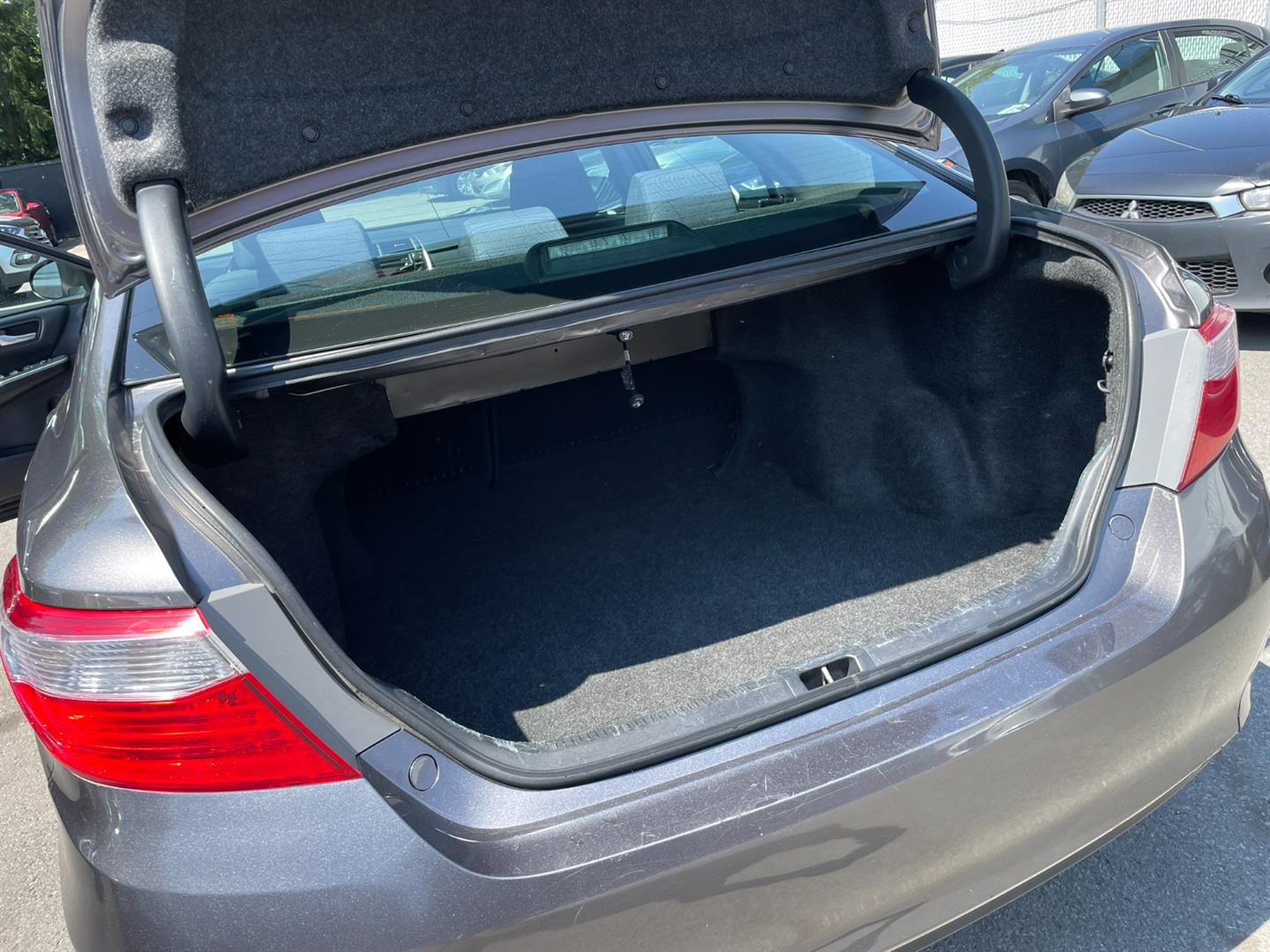 toyota Camry 2016 - 8