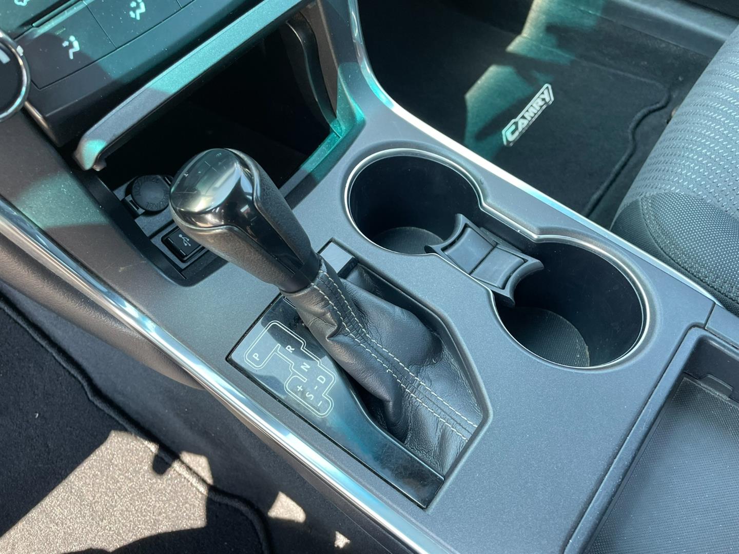 toyota Camry 2016 - 12