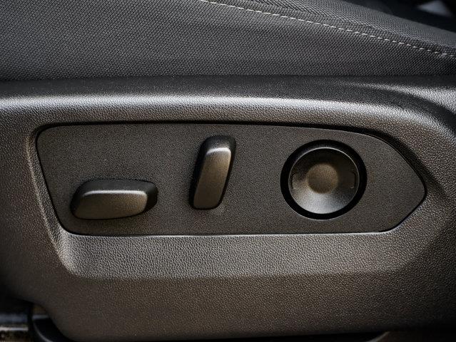 chevrolet Silverado 1500 2025 - 19