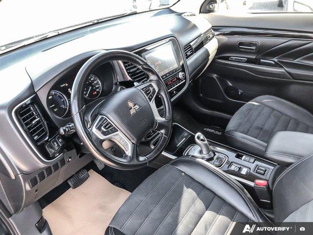 mitsubishi Outlander rechargeable 2022 - 12