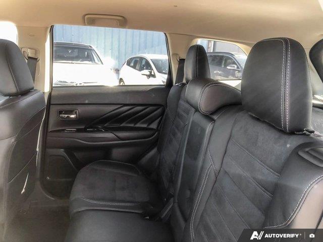mitsubishi Outlander rechargeable 2022 - 22