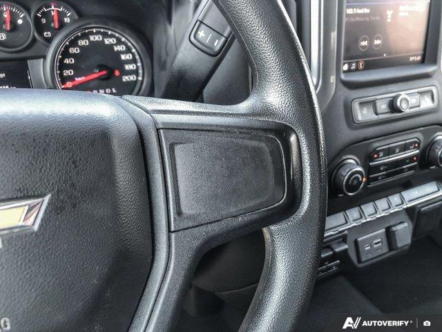chevrolet Silverado 3500HD 2021 - 16