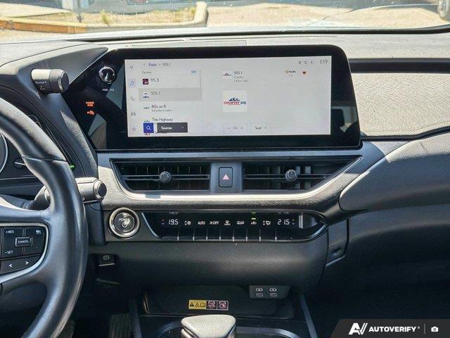 lexus UX 2023 - 18