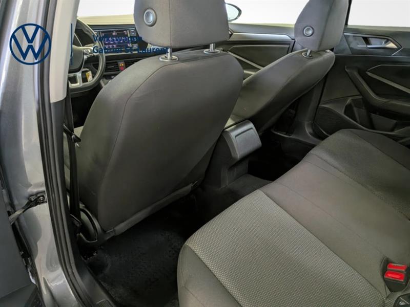 volkswagen Jetta 2019 - 14
